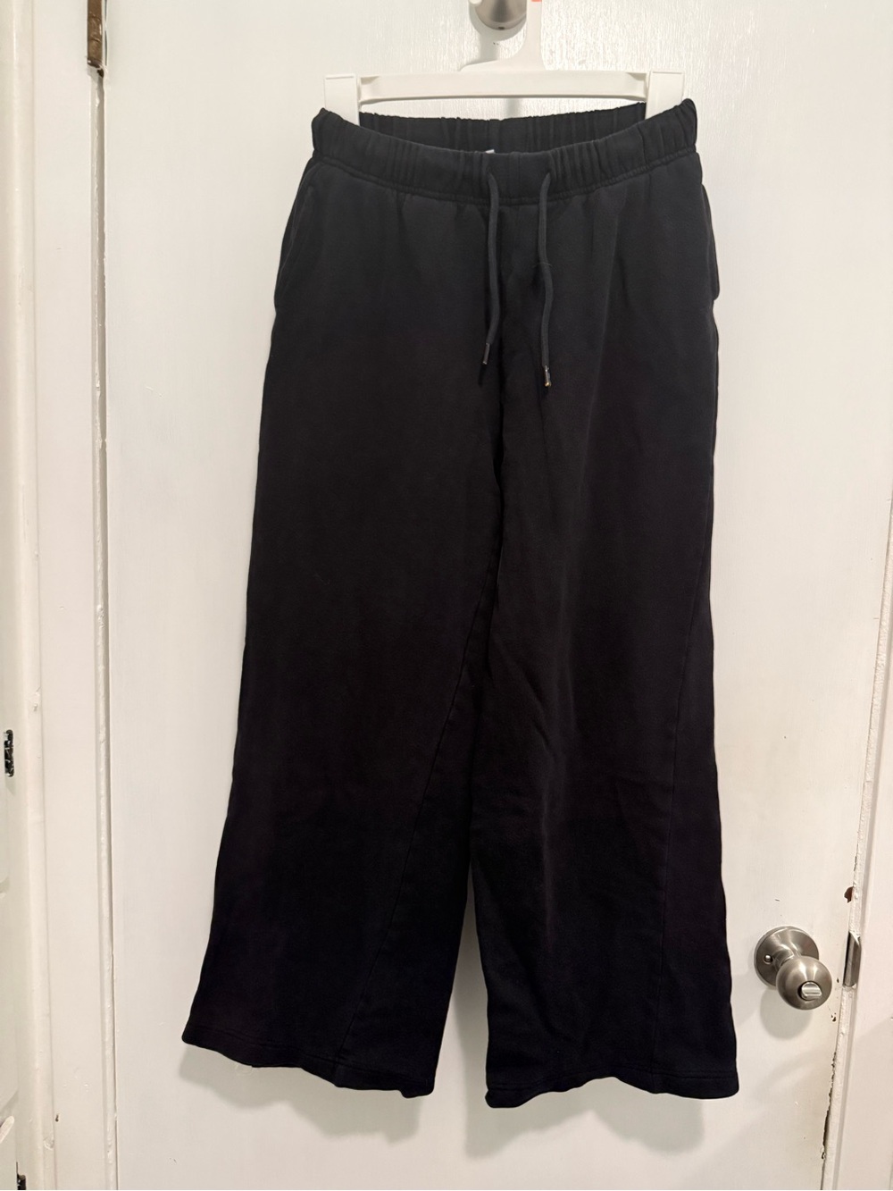 Old Navy straight sweat pants. Black XS (25 1/2”) inseam